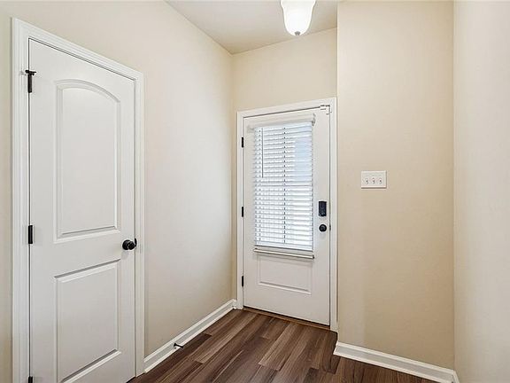 3rd image of 41731 Shallow Bend Dr
