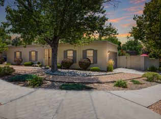 8316 Cherry Hills Dr NE, Albuquerque, NM 87111