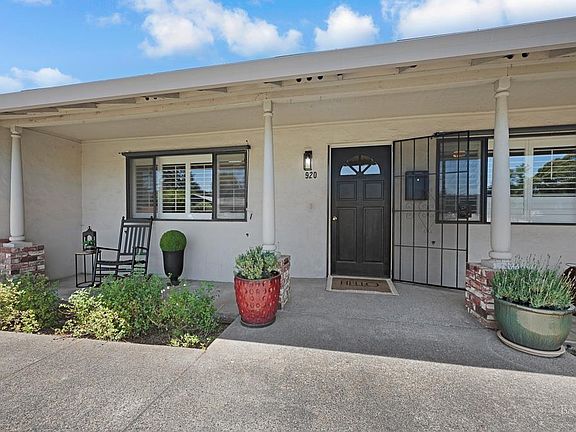 3rd image of 920 Baird Road