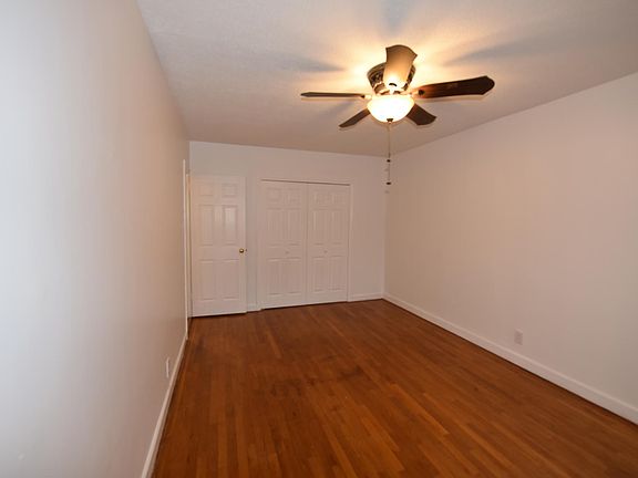 2nd image of 2938 Fenton Ave Floor 2