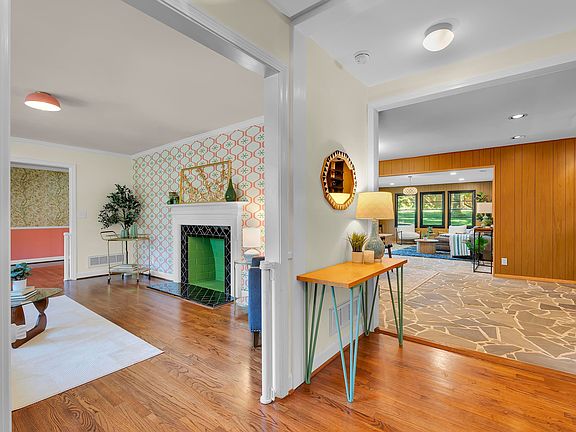 5th image of 207 Melbourne Ln