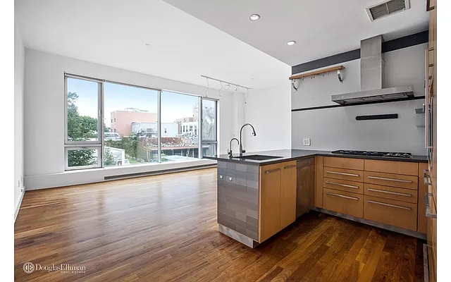 Rented by Douglas Elliman | media 16