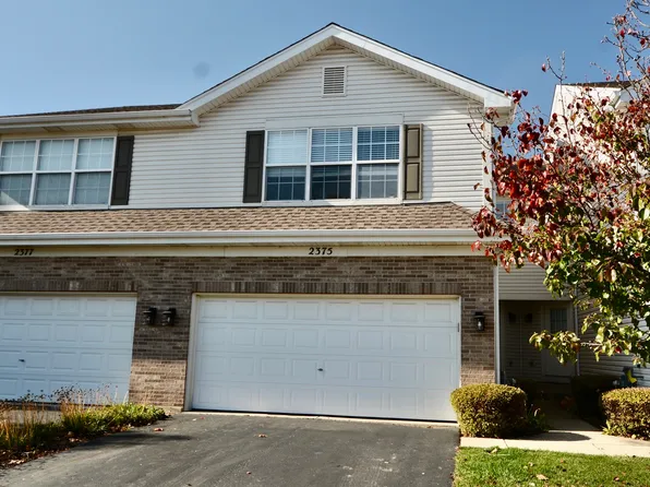 2375 Stoughton Cir, Aurora, IL