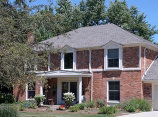 2482 Wickfield Rd, West Bloomfield, MI 48323