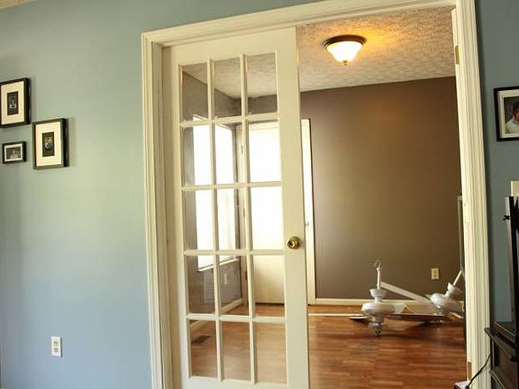 Bedroom 3/Den