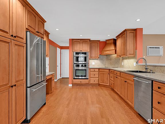 2nd image of 65 Claire Street