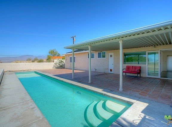4th image of 10925 Ambrosio Dr