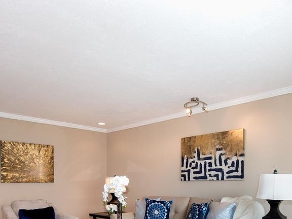 4th image of 270 Esteban Way