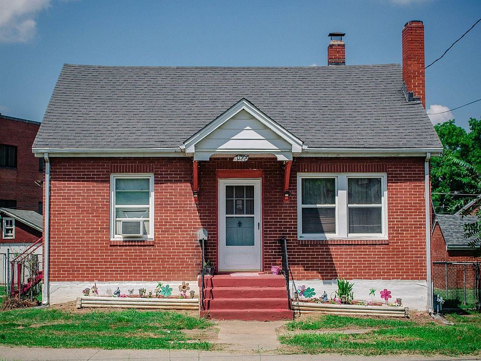 1st image of 1122 Highland Ave SE