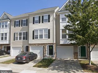 23052 Fontwell Sq, Sterling, VA 20166
