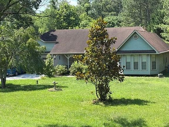 2nd image of 660 Sunset Dr