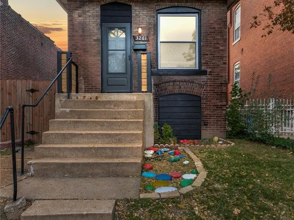 3261 Morgan Ford Rd, Saint Louis, MO 63116