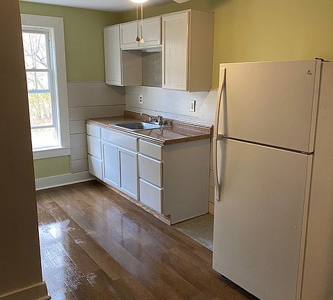 Kitchen (Stove to be installed this week)