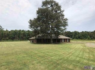 14183 Lebeau Rd, Saint Amant, LA 70774