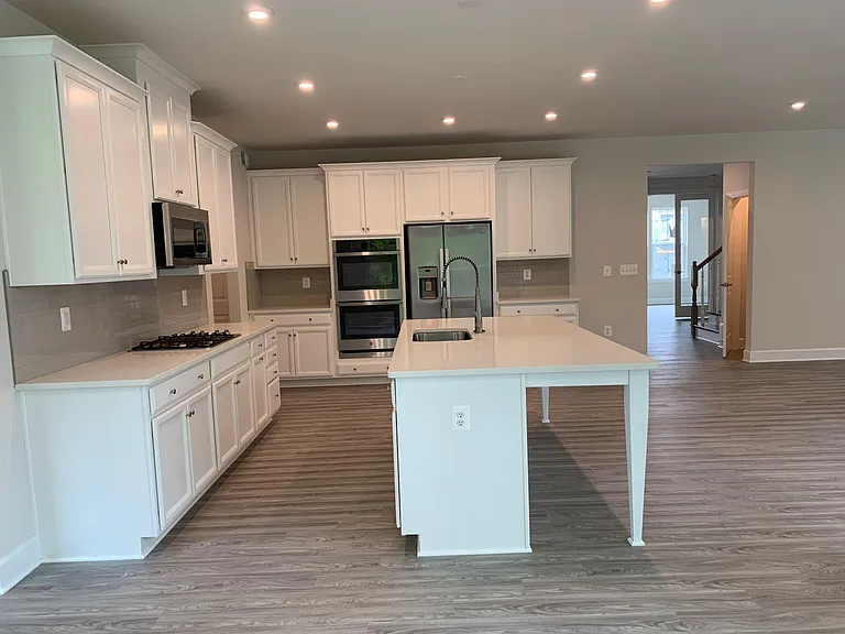 150 Boxelder Dr — Photo 4