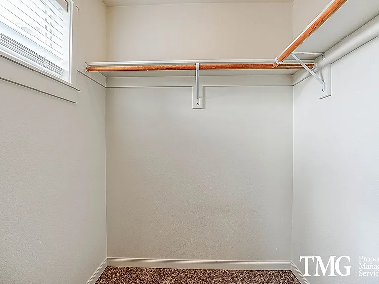 9807 NE 76th Way — Photo 26