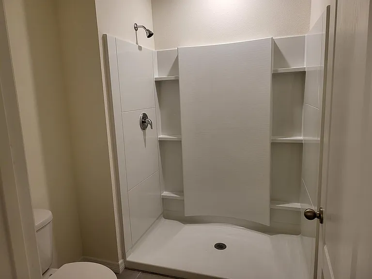 1204 Draintree St — Photo 23