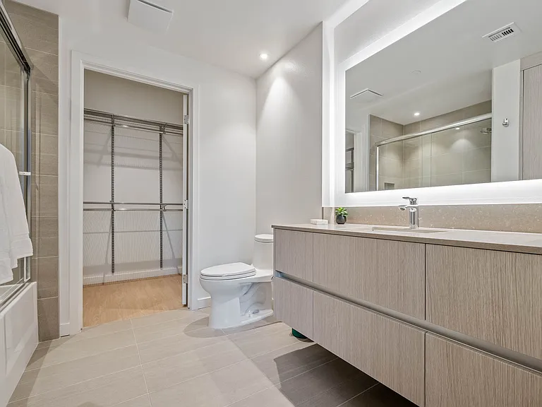 5843 W 88th St — Photo 55