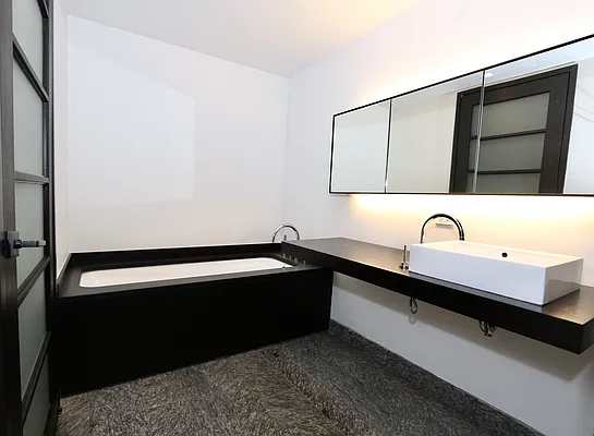 Rented by Keller Williams NYC | media 27