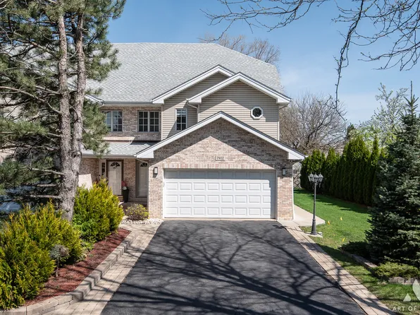 7902 W 105th St, Palos Hills, IL 60465