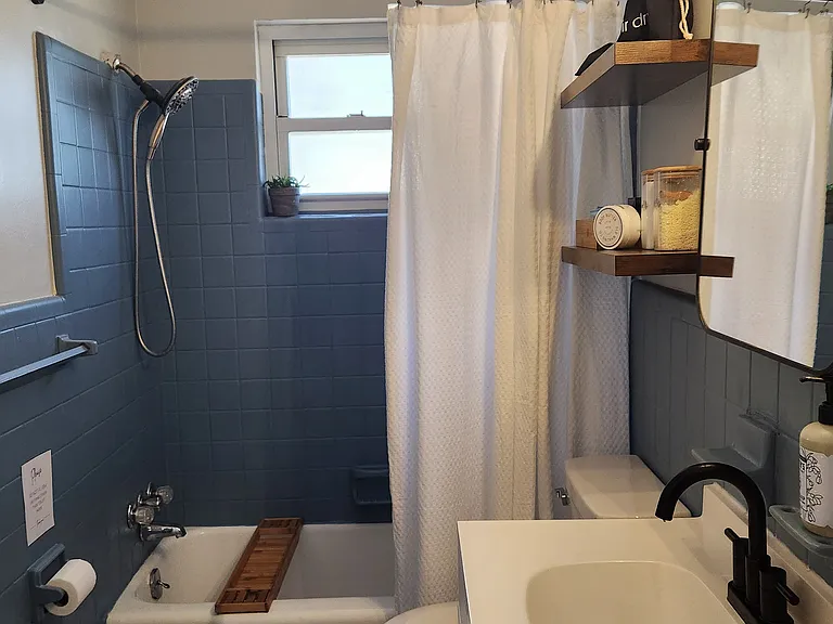 887 Hendersonville Hwy — Photo 12