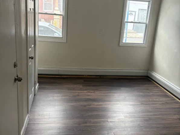 398 Baldwin Avenue image 5 of 9