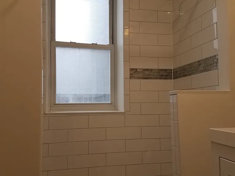 8 Farrington Ave #3 — Photo 17