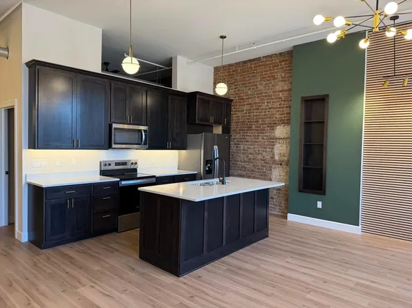 619 Main St APT 204, Keokuk, IA 52632