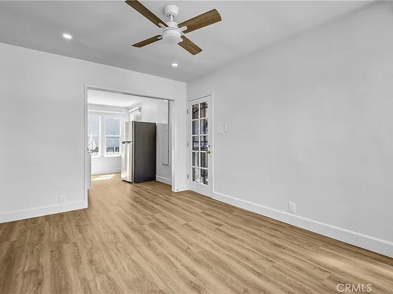200 Avenida Monterey — Photo 6