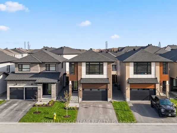 539 Honeylocust Ave, Ottawa, ON K2V 0L8