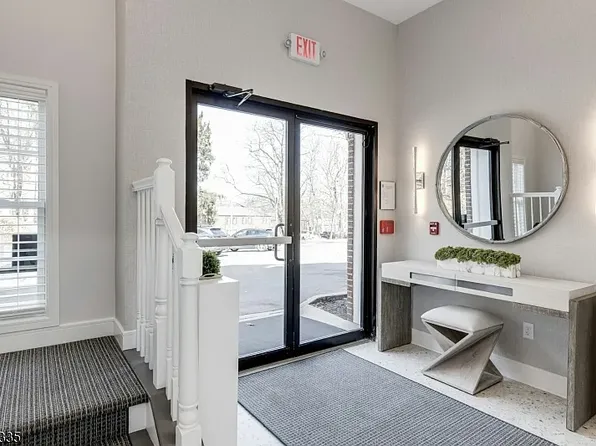 803 Springfield Ave #C, Summit, NJ 07901