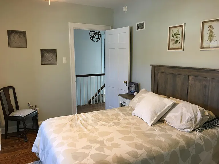 guest bedroom