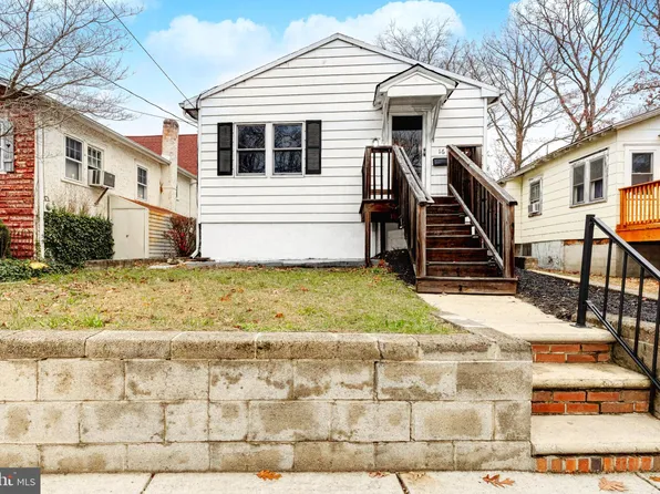 16 Cross Rd, Clementon, NJ 08021