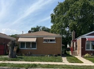 8912 S Mackinaw Ave, Chicago, IL 60617