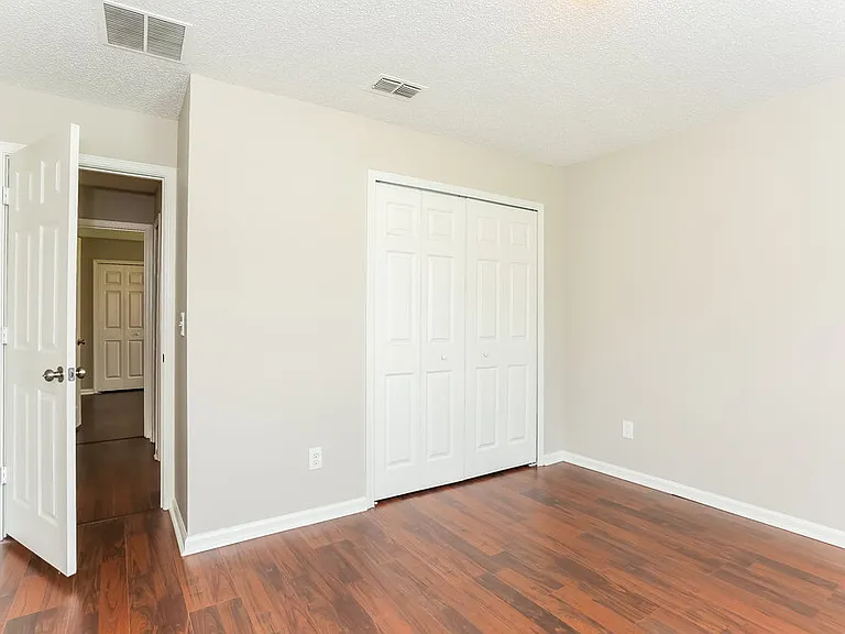 2626 Springwillow Dr — Photo 14
