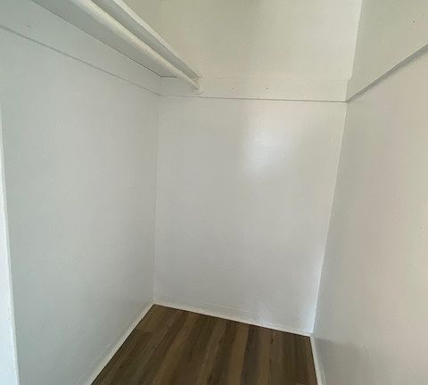 4th image of 3048 E Princeton Ave