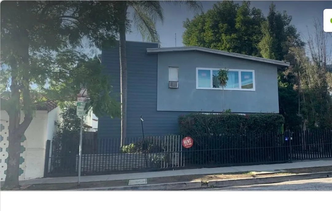 1477 Havenhurst Dr — Photo 1