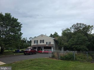 99 Grant Ave #97, Moorestown, NJ 08057