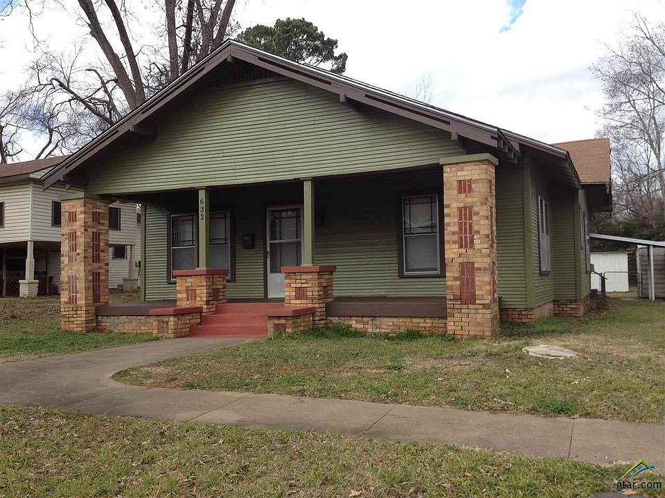 1st image of 632 Nacogdoches St