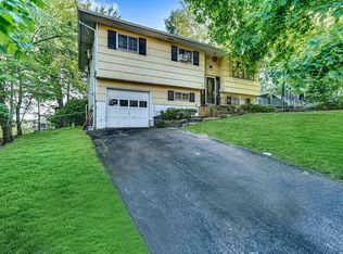 14 Merrick Dr, Spring Valley, NY 10977
