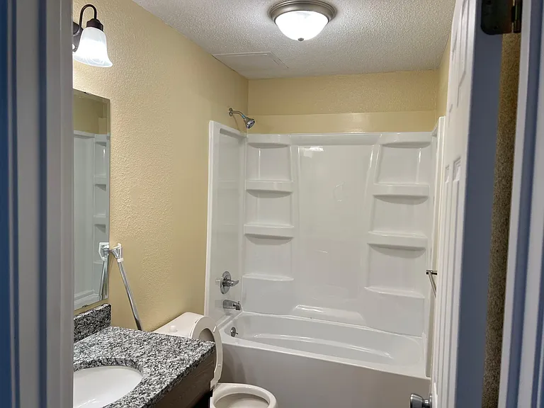 4 Village Dr #6 — Photo 8
