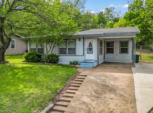 1220 S Lamar St, Weatherford, TX 76086