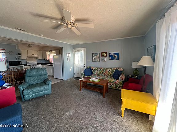 4th image of 805 Emerald Drive #E & W