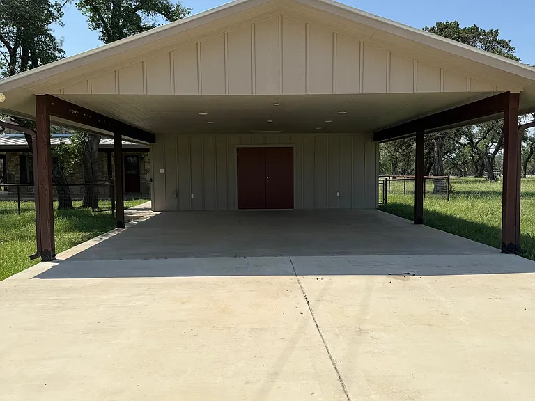 517 FM 473 — Photo 18