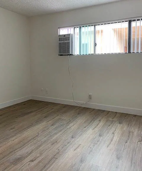 3350 Keystone Ave #15 — Photo 4