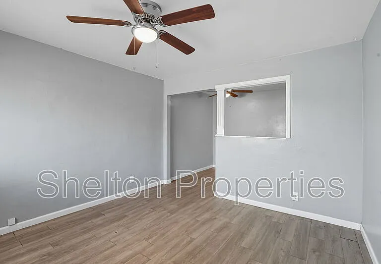 1713 N 31st Pl #6 — Photo 7
