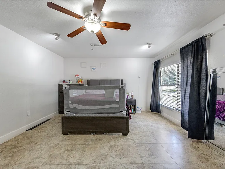 24522 Glen Loch Dr — Photo 36
