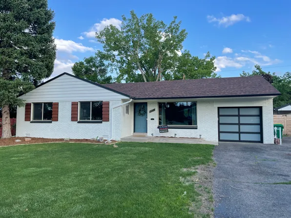 8810 W 4th Pl, Lakewood, CO 80226