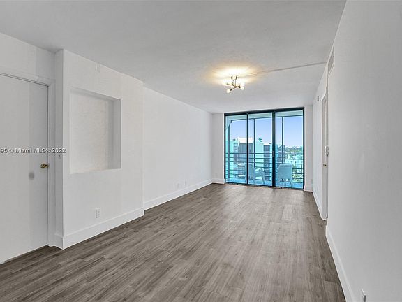 RENOVATED MODERN 2ND BATHROOM