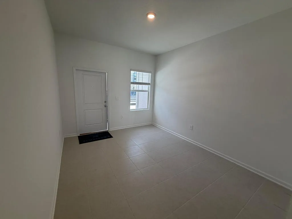 3060 Chromatic St — Photo 3